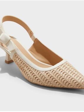 NWOT Women’s Beige Knit Slingback Pumps